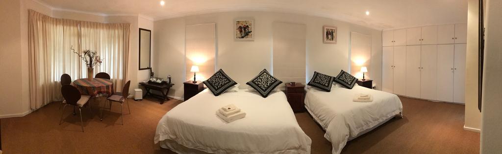 Constantia Spring Bed & Breakfast ภายนอก รูปภาพ