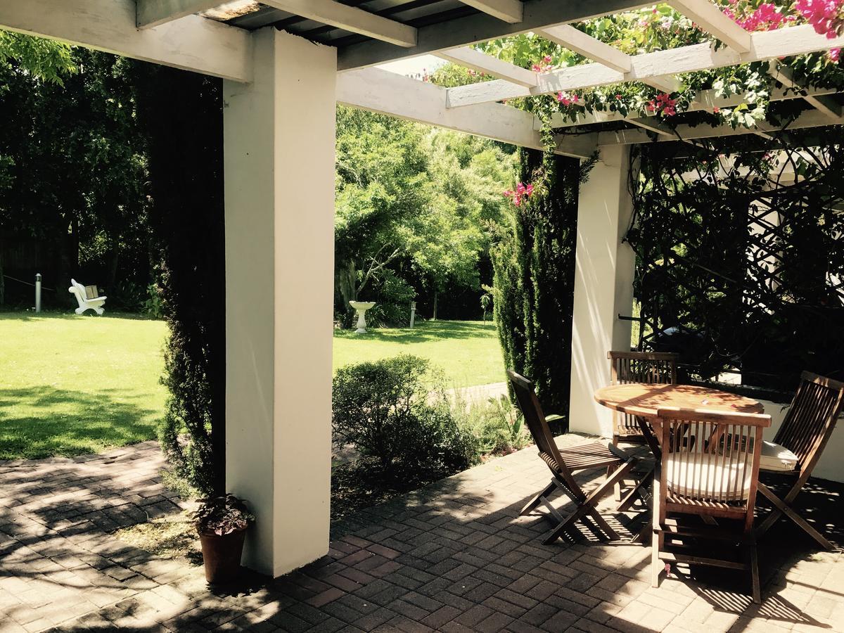 Constantia Spring Bed & Breakfast ภายนอก รูปภาพ