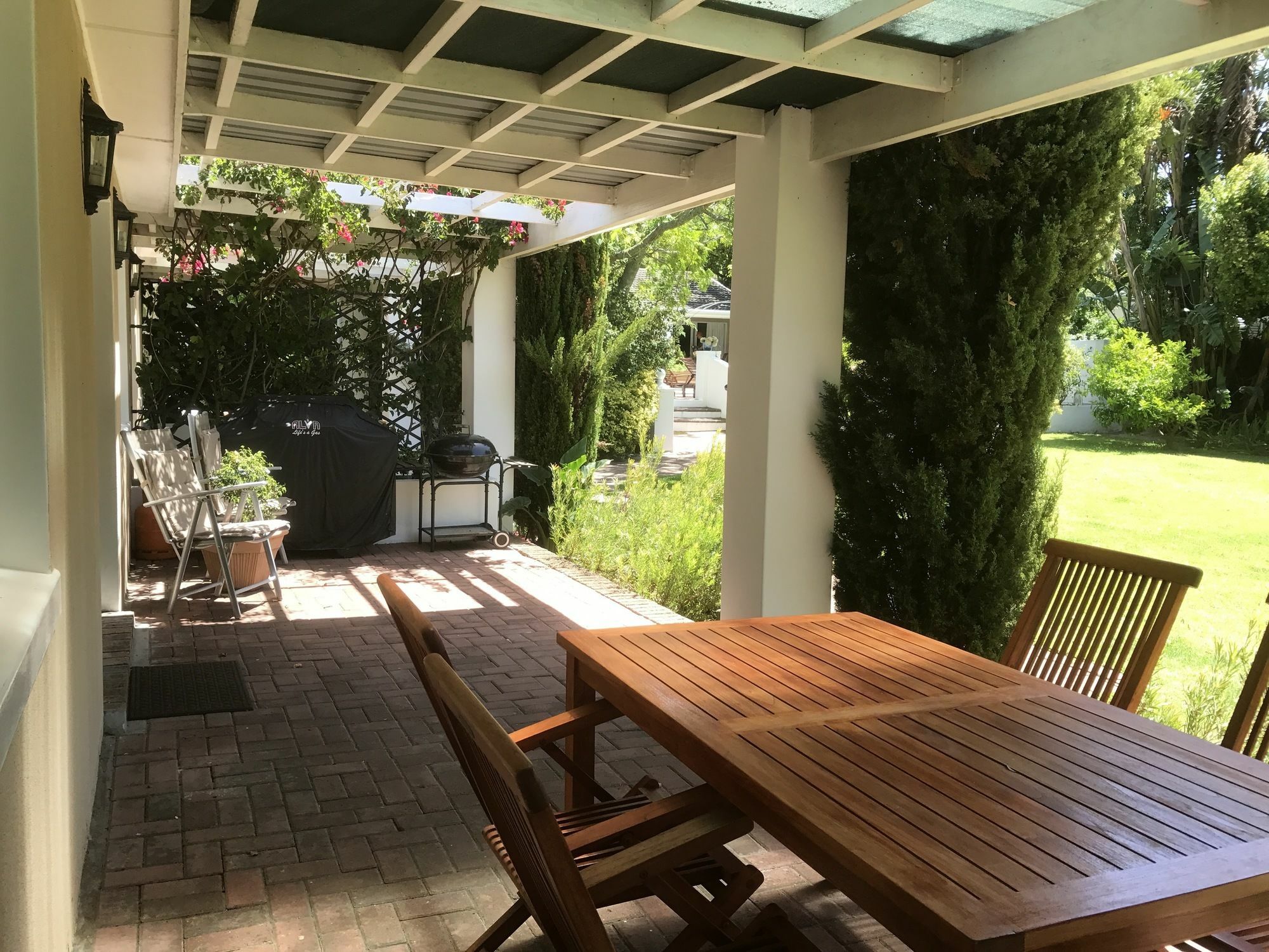 Constantia Spring Bed & Breakfast ภายนอก รูปภาพ