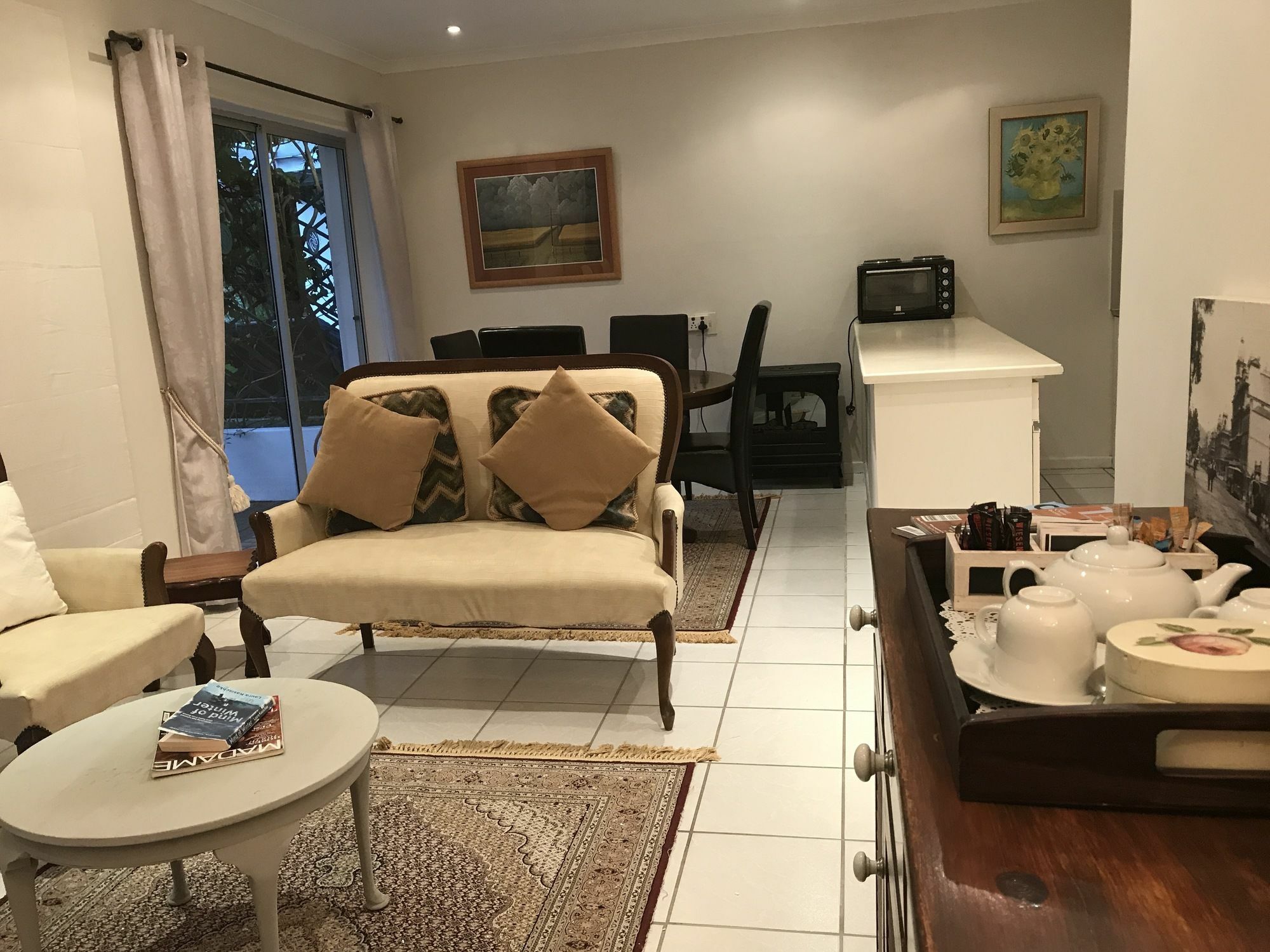 Constantia Spring Bed & Breakfast ภายนอก รูปภาพ